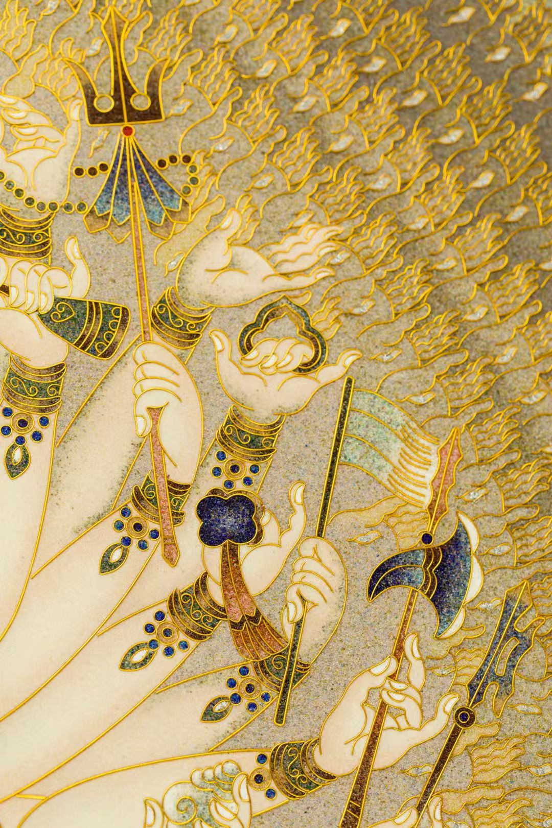 Thousand-Armed and Thousand-Eyed Guanyin Bodhisattva (千手千眼观世音菩萨)